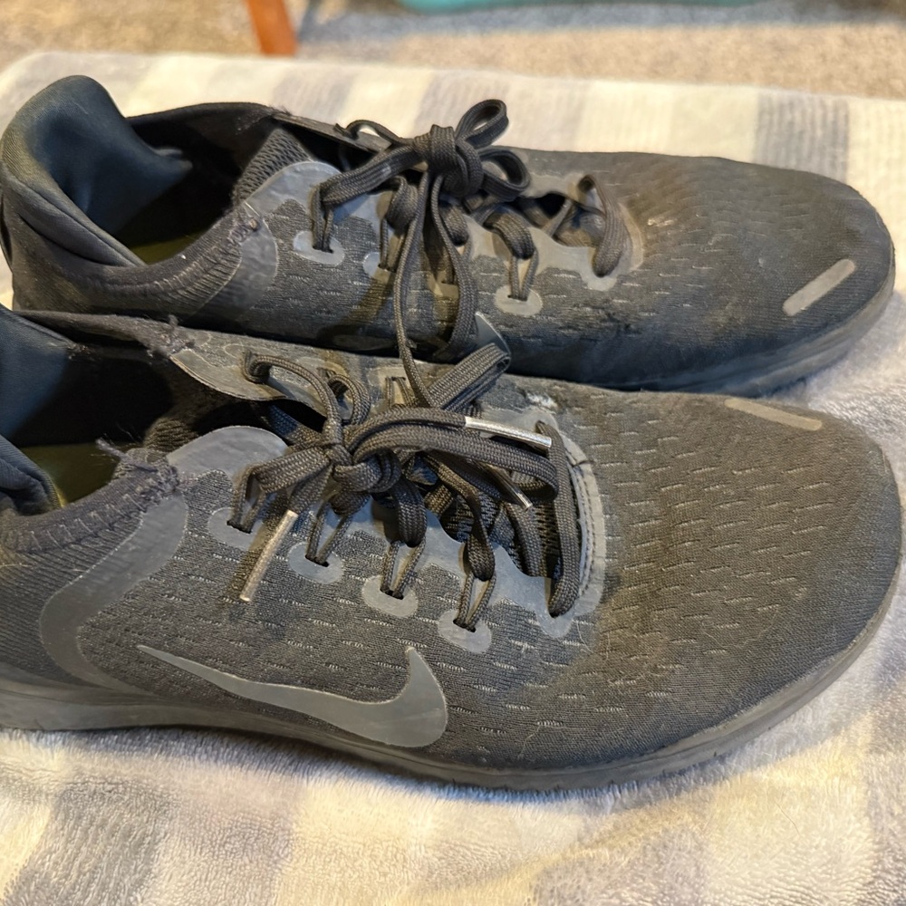 Nike Men's Black Running Shoes